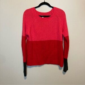Gap Pink & Red Sweater Size Medium